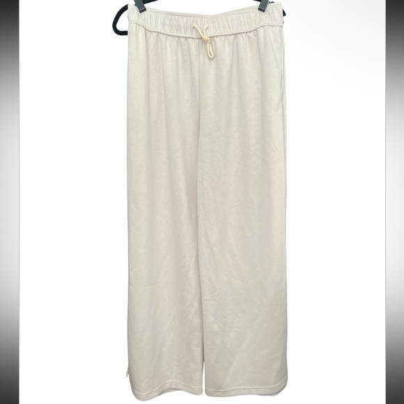 Umgee Lounge Set - Picture 5 of 7